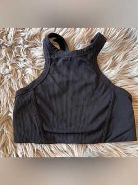 Like new lululemon high neck ribbed sports bra
